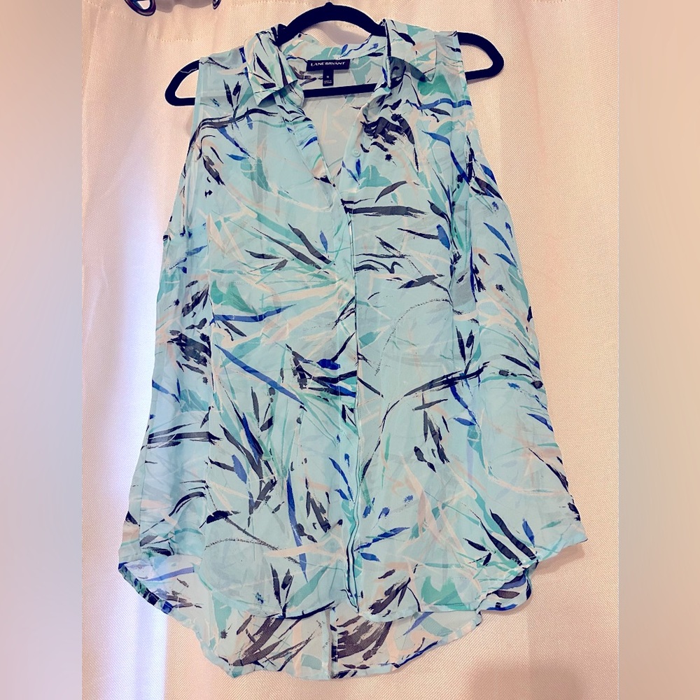 Lane Bryant Sleeveless Top EUC Size 16 Blues